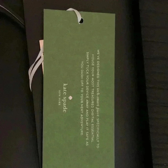 KATE SPADE WRISTLET BLACK NWT - Picture 10 of 11